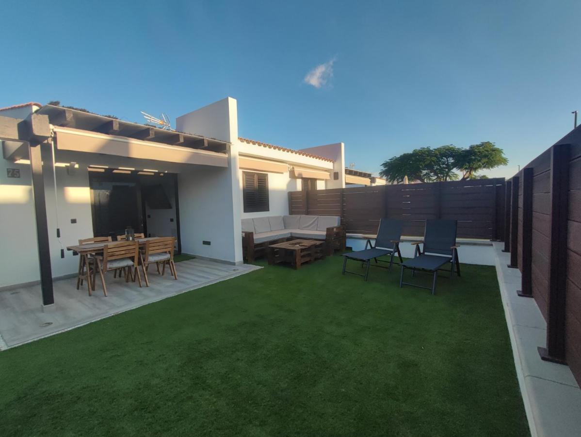 Bungalow Maspalomas Golf Con Jacuzzi, Piscina Y Jardin San Bartolomé Eksteriør bilde