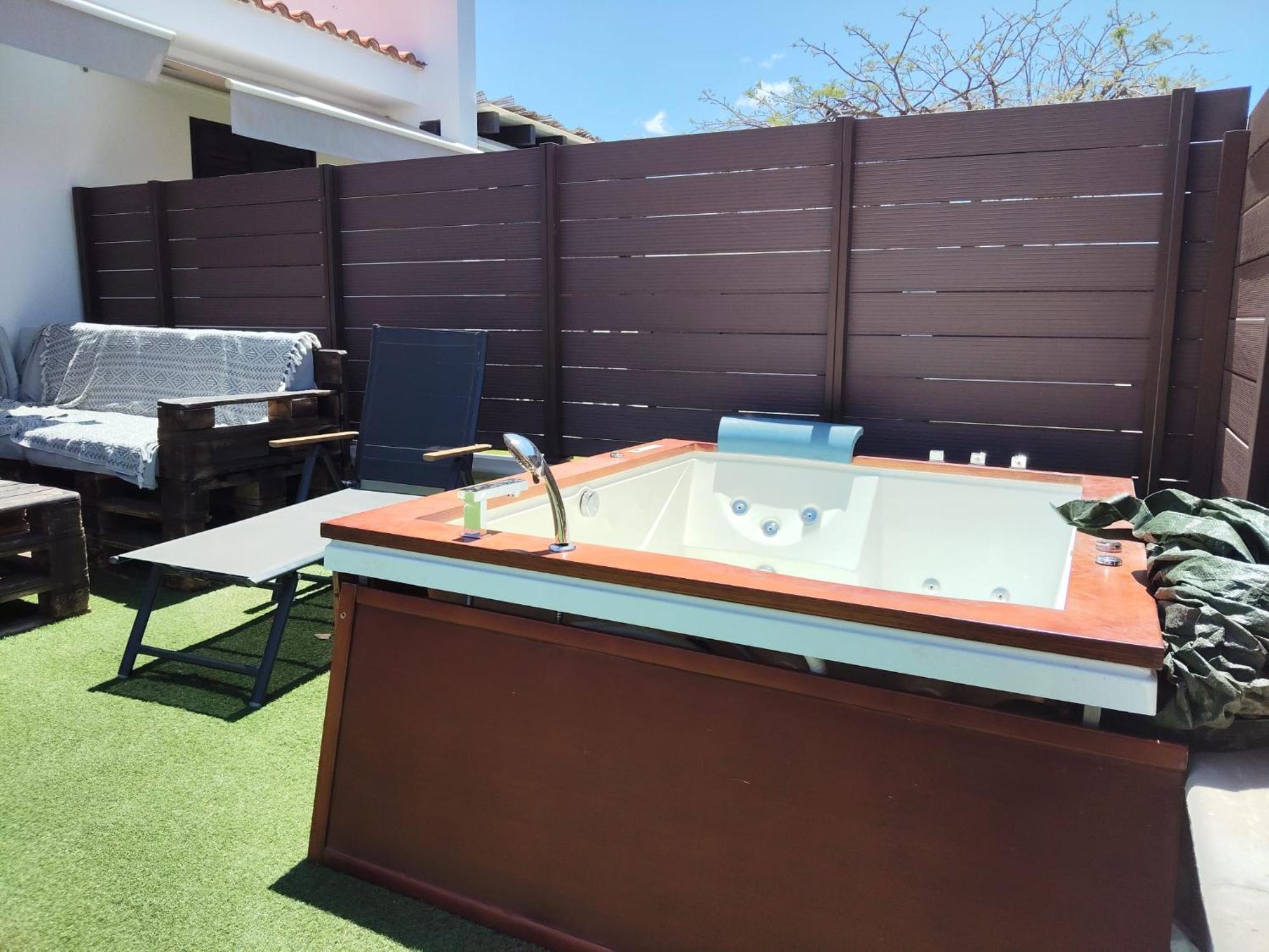 Bungalow Maspalomas Golf Con Jacuzzi, Piscina Y Jardin San Bartolomé Eksteriør bilde